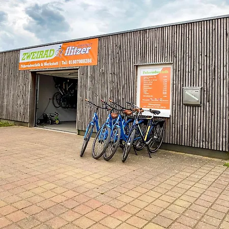 Modernes Wiesengefluester W2 Neubau 2026 An Der Mueritz Röbel